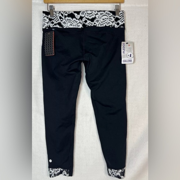 VIMMIA Anthropologie NWT White Flower Black Leggings & Bra (used) Sizes L & M - Picture 5 of 15